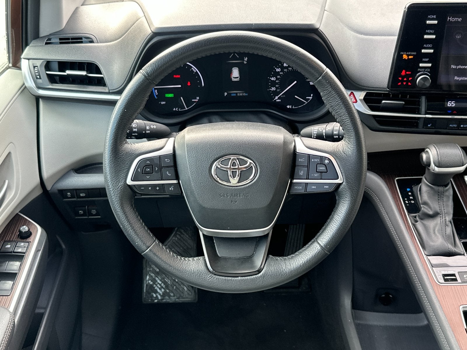 2023 Toyota Sienna XLE 7 Passenger