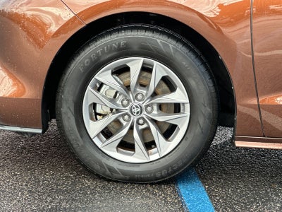 2023 Toyota Sienna XLE 7 Passenger