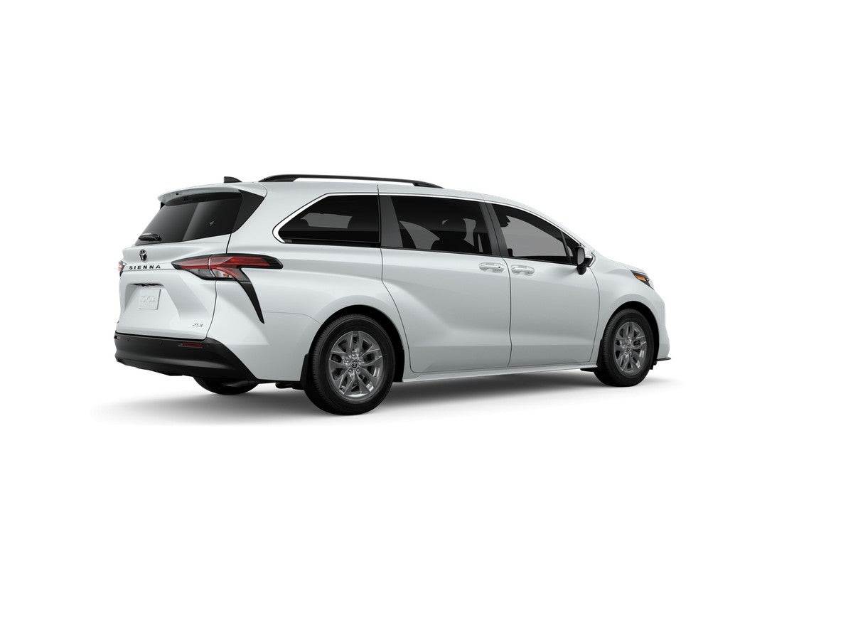 2026 Toyota Sienna XLE 8 Passenger