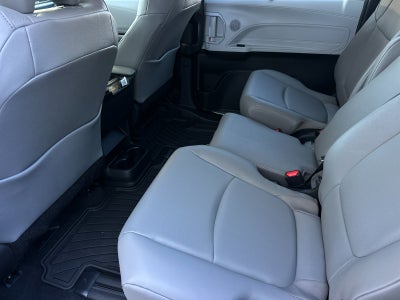 2026 Toyota Sienna XLE 8 Passenger
