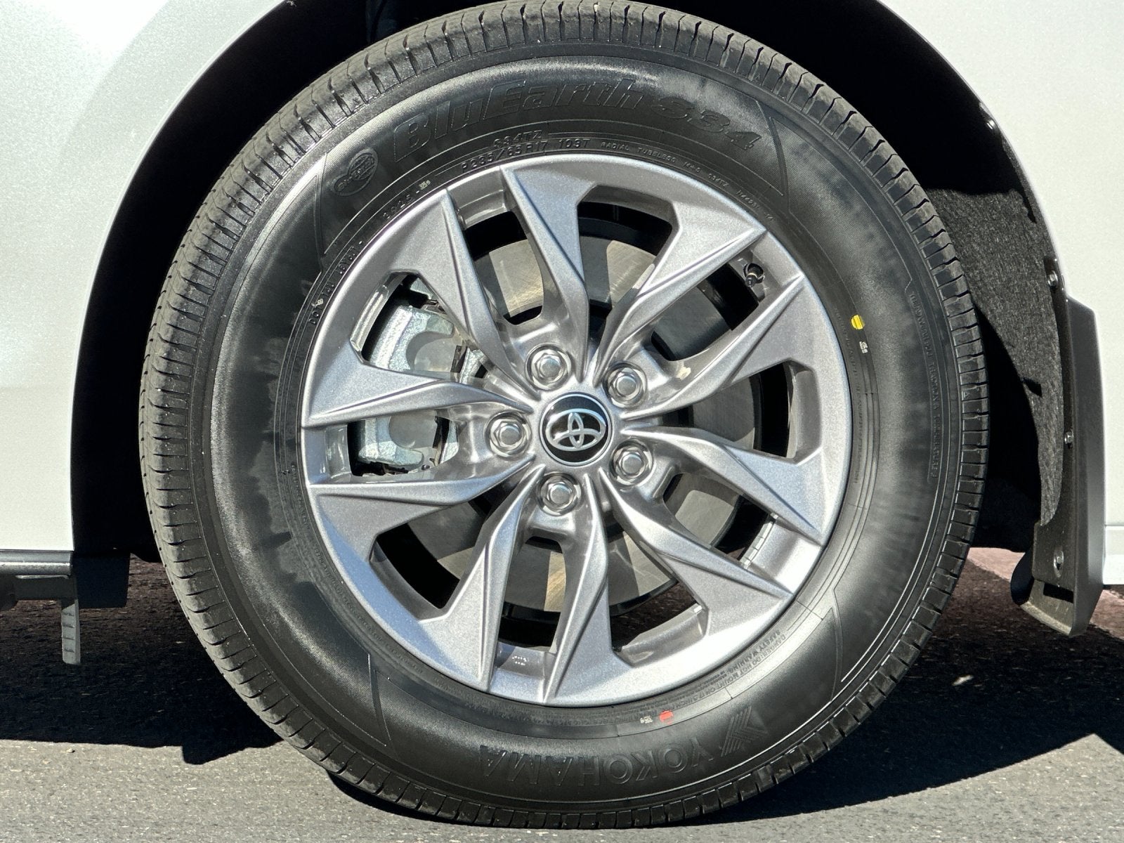 2026 Toyota Sienna XLE 8 Passenger