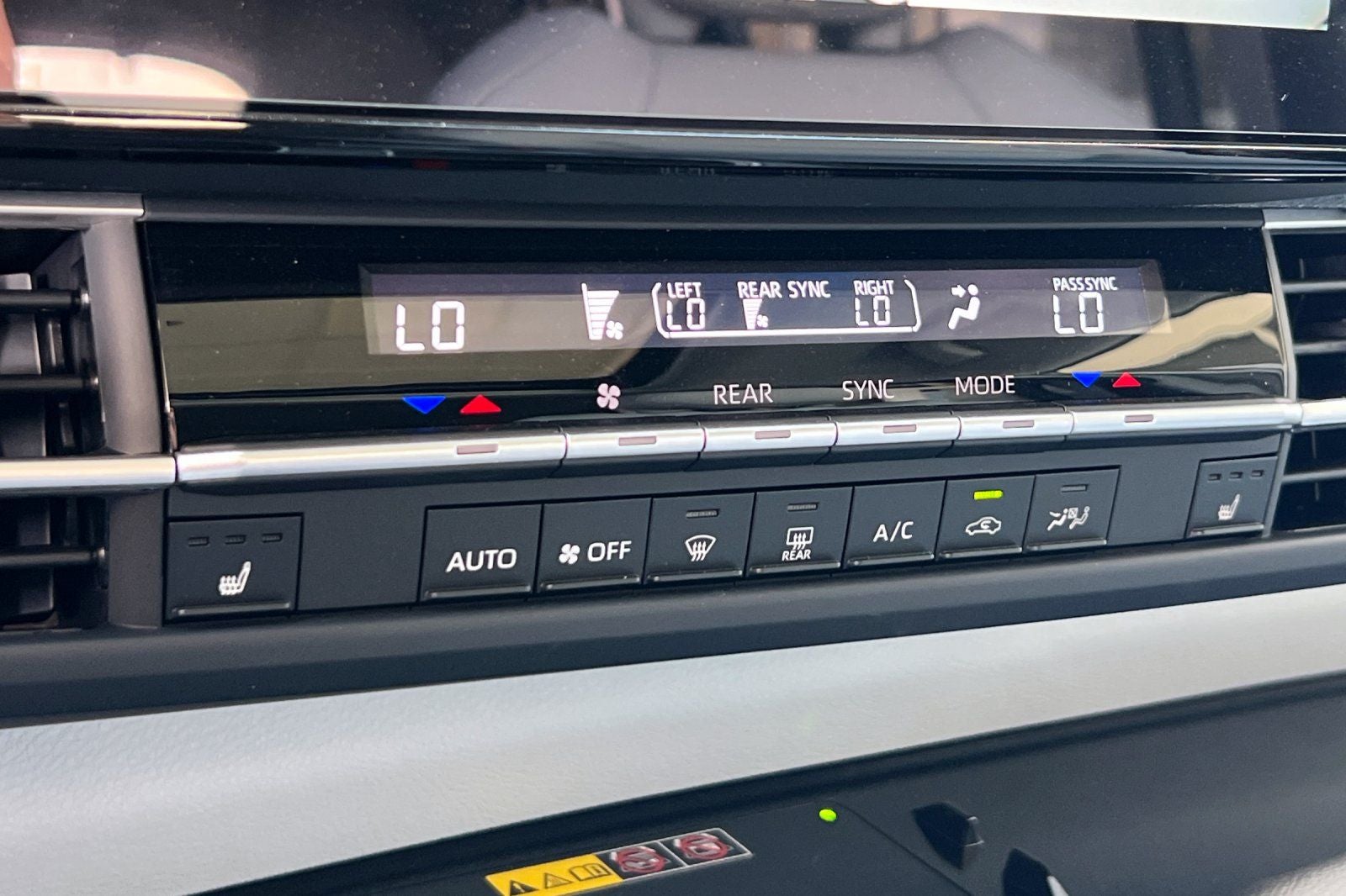 2026 Toyota Sienna XLE 8 Passenger