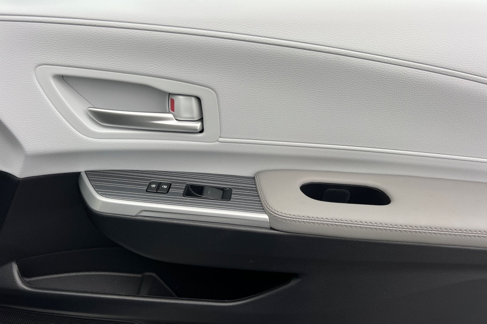2026 Toyota Sienna XLE 7 Passenger