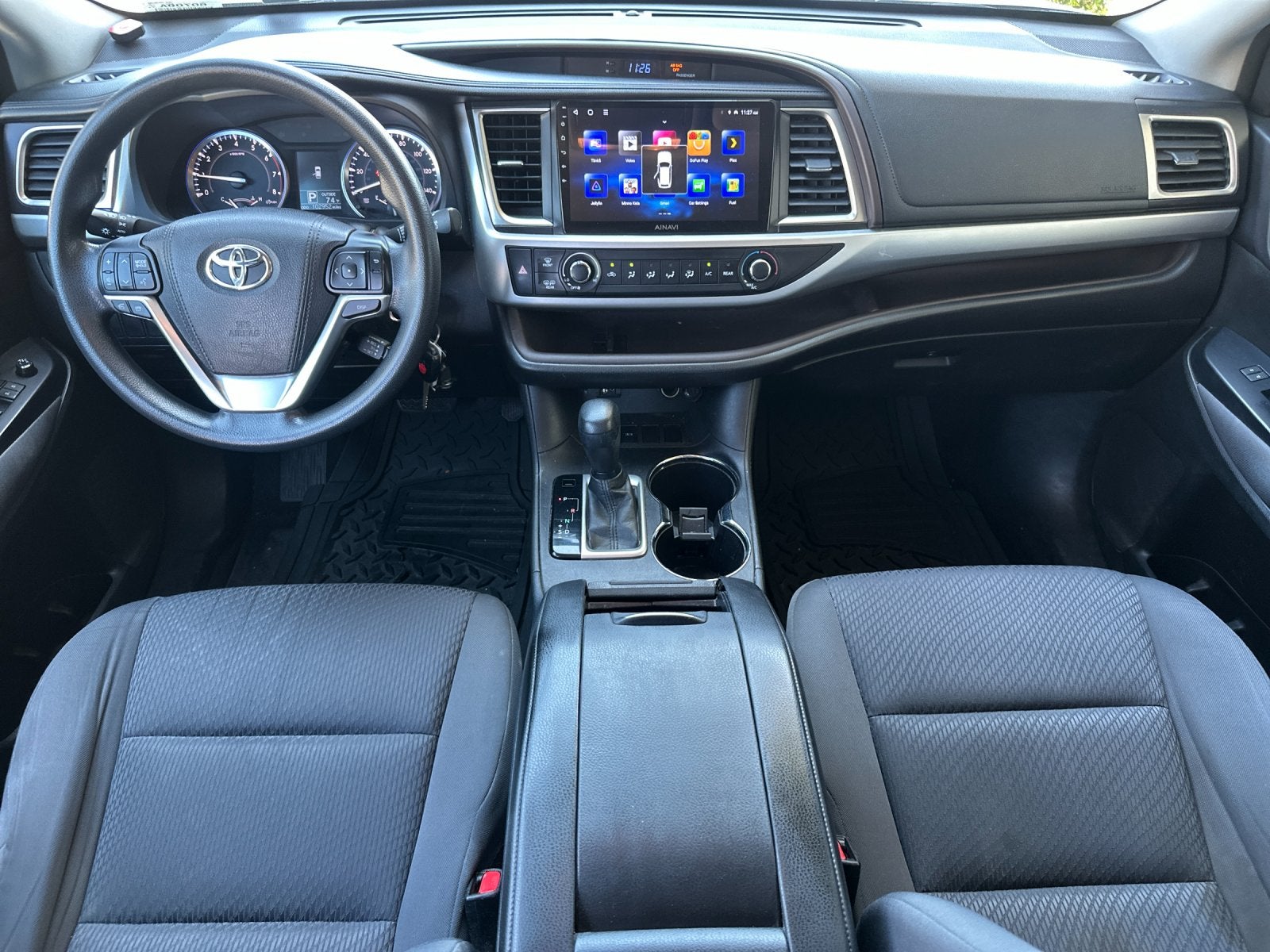 2016 Toyota Highlander LE