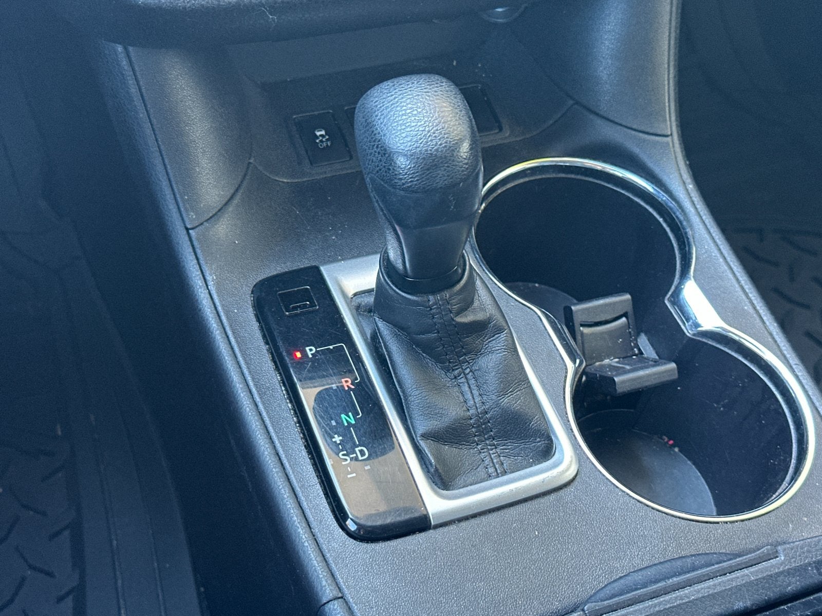 2016 Toyota Highlander LE