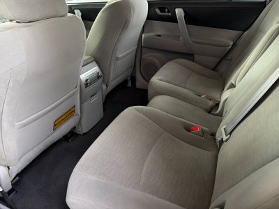 2013 Toyota Highlander Base Plus V6