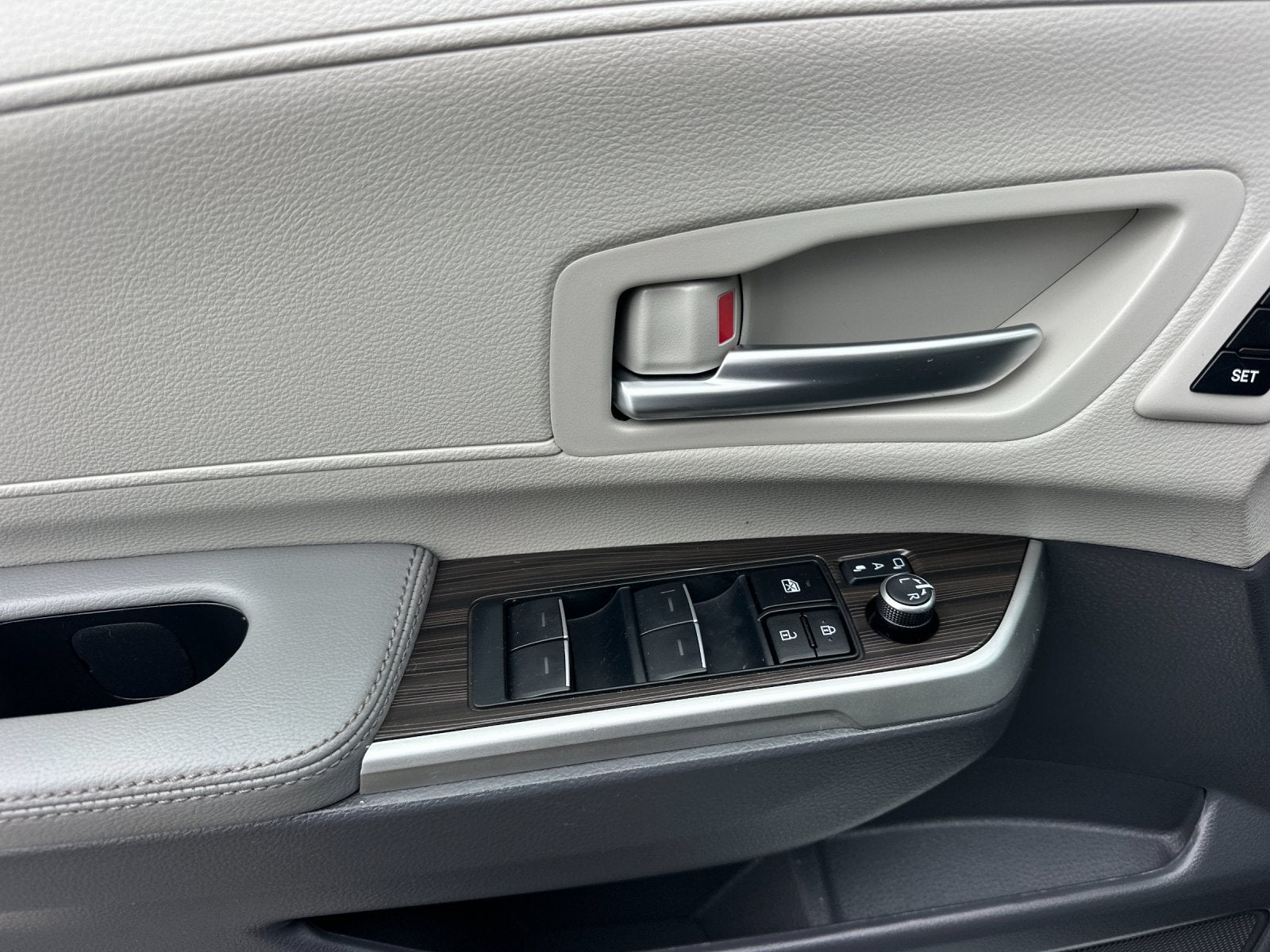2024 Toyota Sienna Limited 7 Passenger