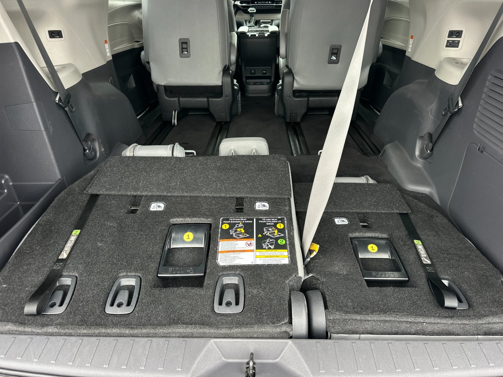 2024 Toyota Sienna Limited 7 Passenger