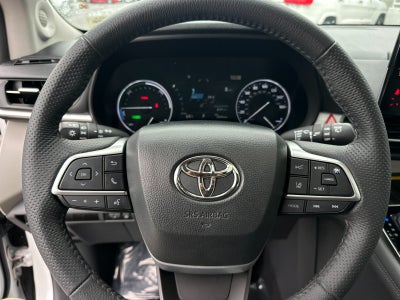 2024 Toyota Sienna Limited 7 Passenger