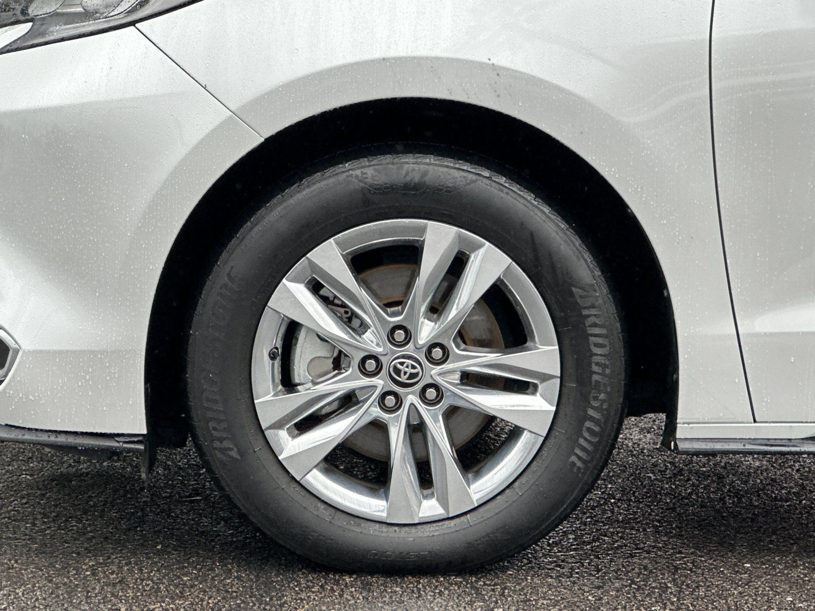 2024 Toyota Sienna Limited 7 Passenger