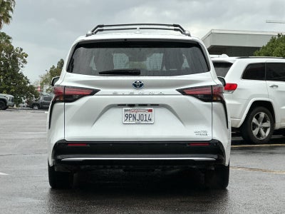 2024 Toyota Sienna Limited 7 Passenger
