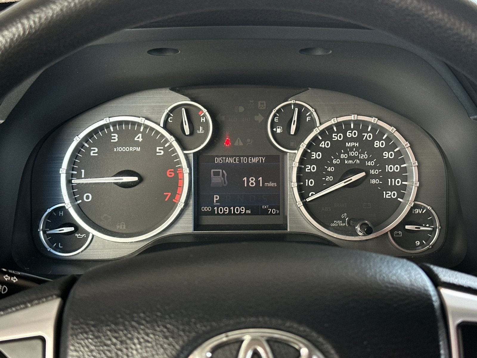2015 Toyota Tundra SR5