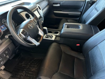 2017 Toyota Tundra SR5