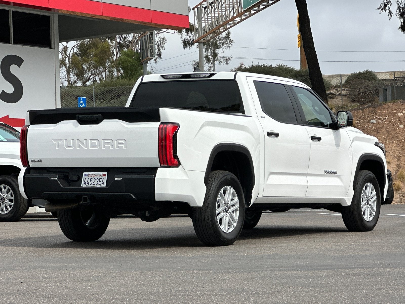 2025 Toyota Tundra SR5