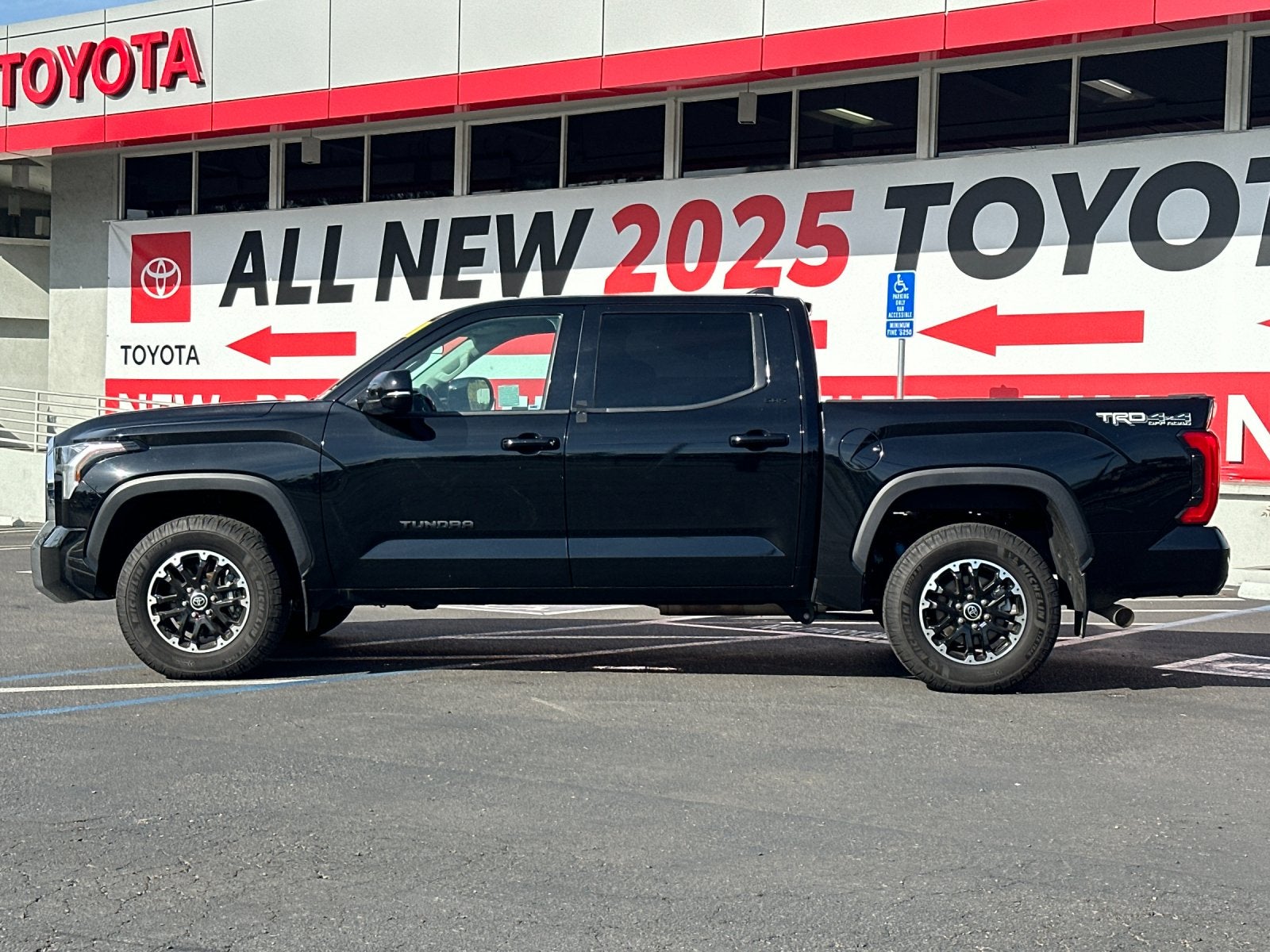2024 Toyota Tundra SR5