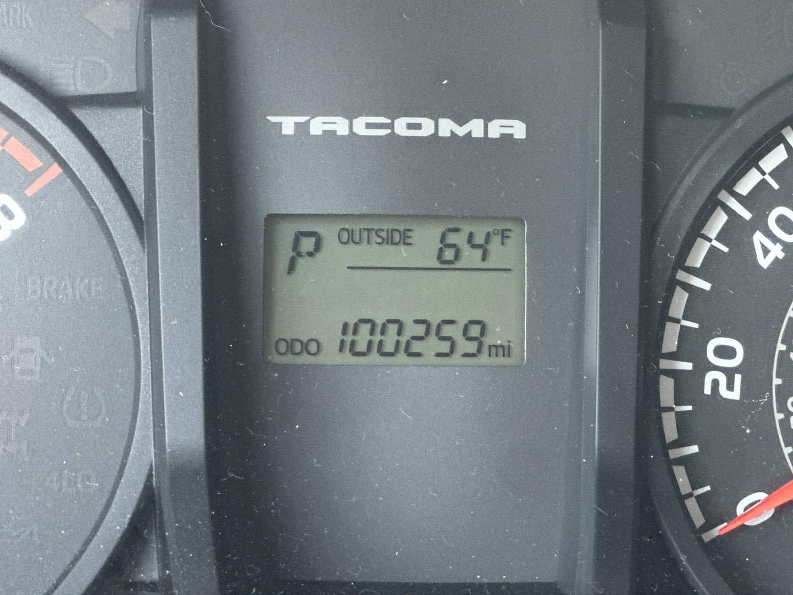 2016 Toyota Tacoma SR5