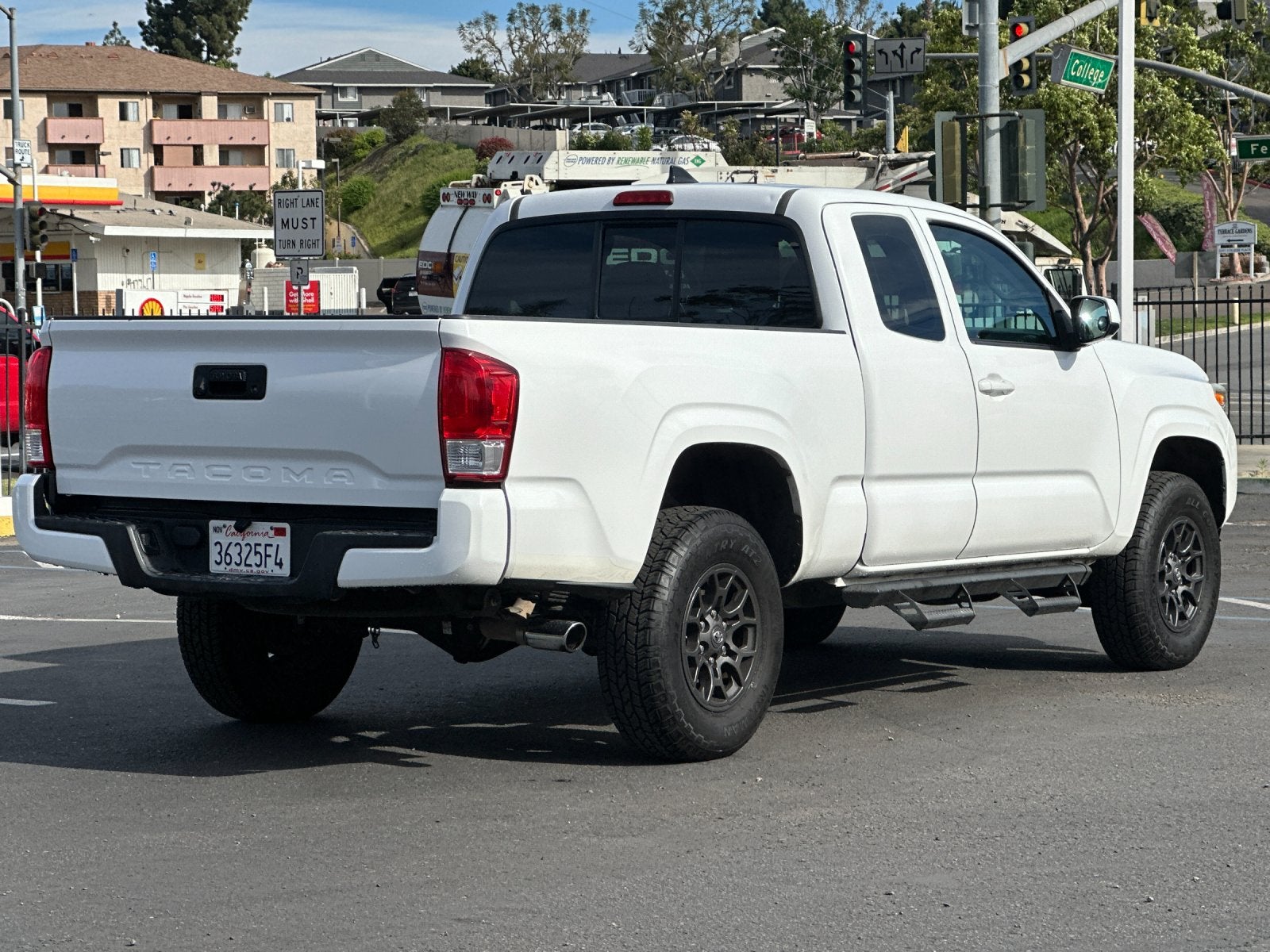 2016 Toyota Tacoma SR5