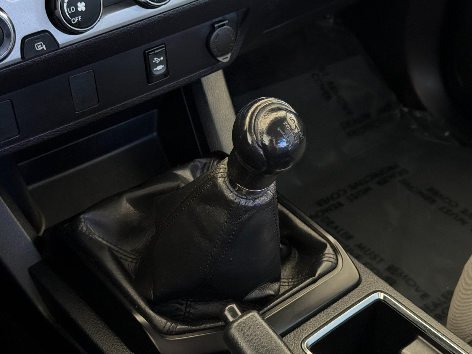 2016 Toyota Tacoma SR