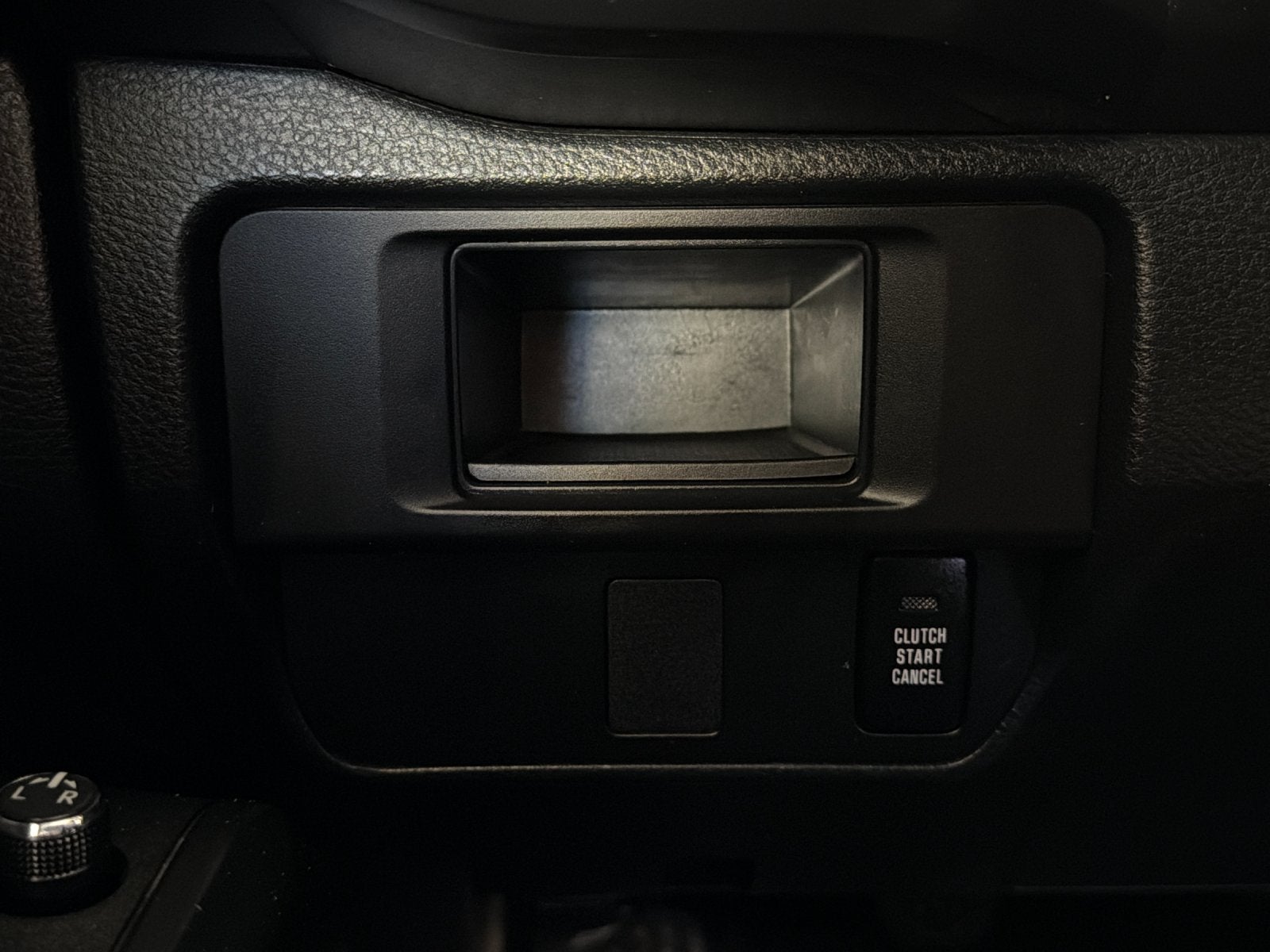2016 Toyota Tacoma SR