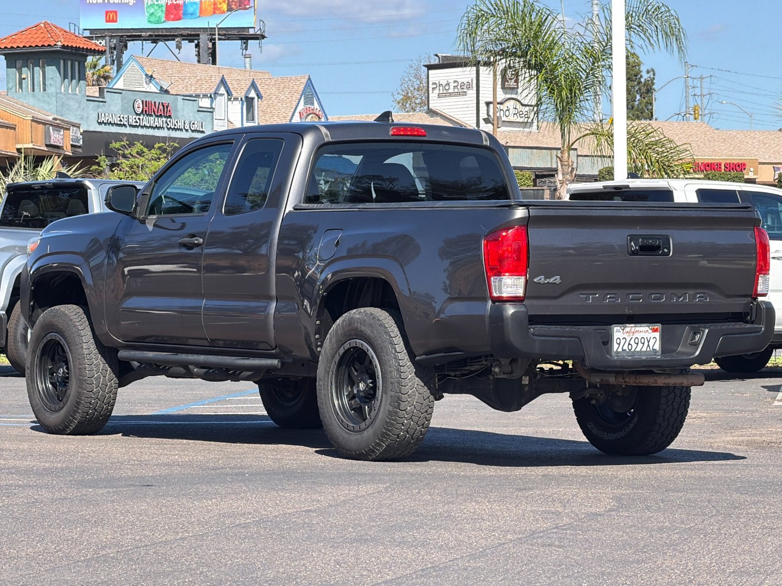 2016 Toyota Tacoma SR