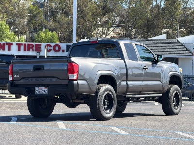 2016 Toyota Tacoma SR