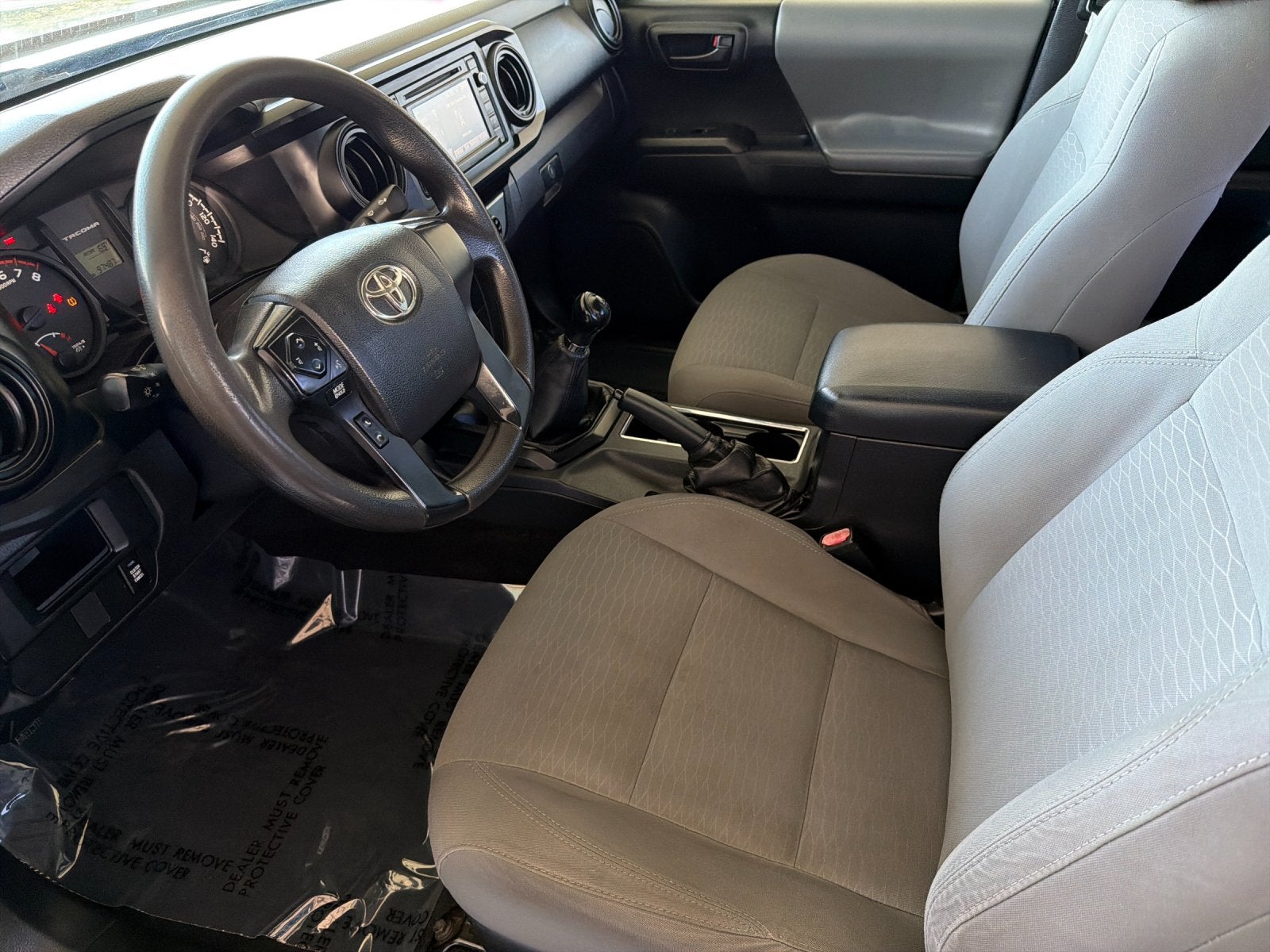 2016 Toyota Tacoma SR