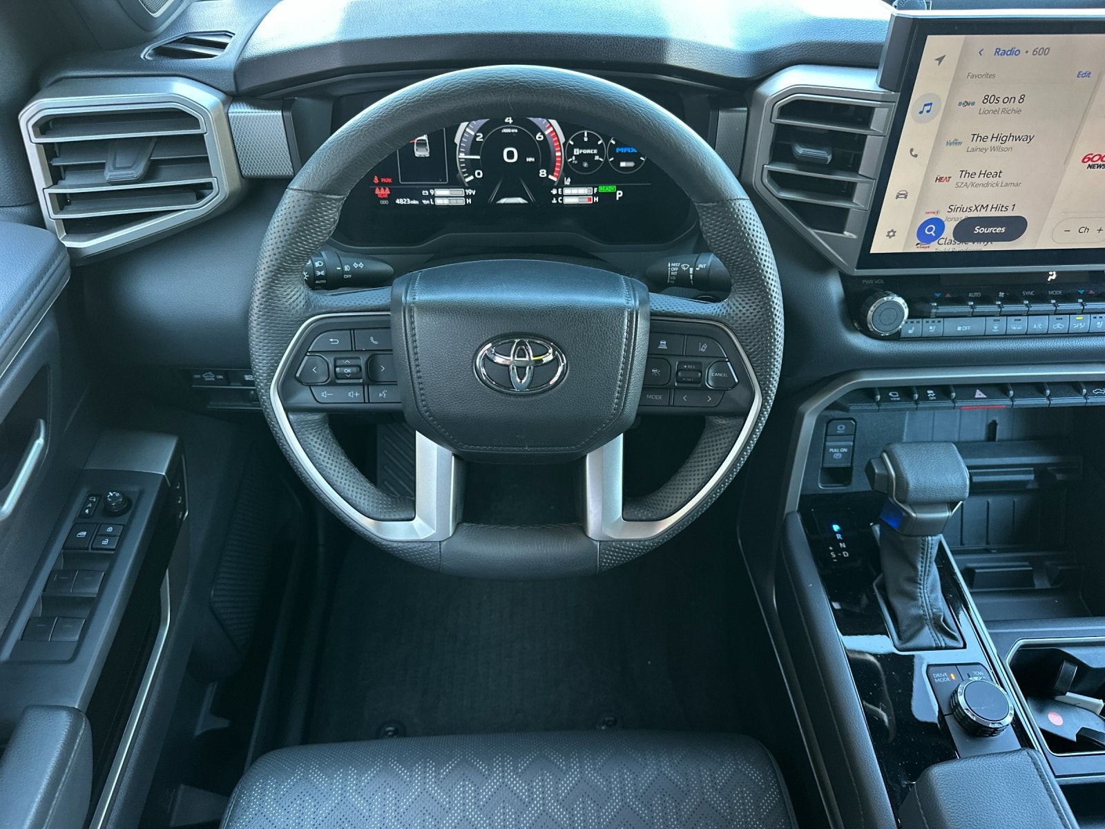 2025 Toyota Tundra Hybrid Limited