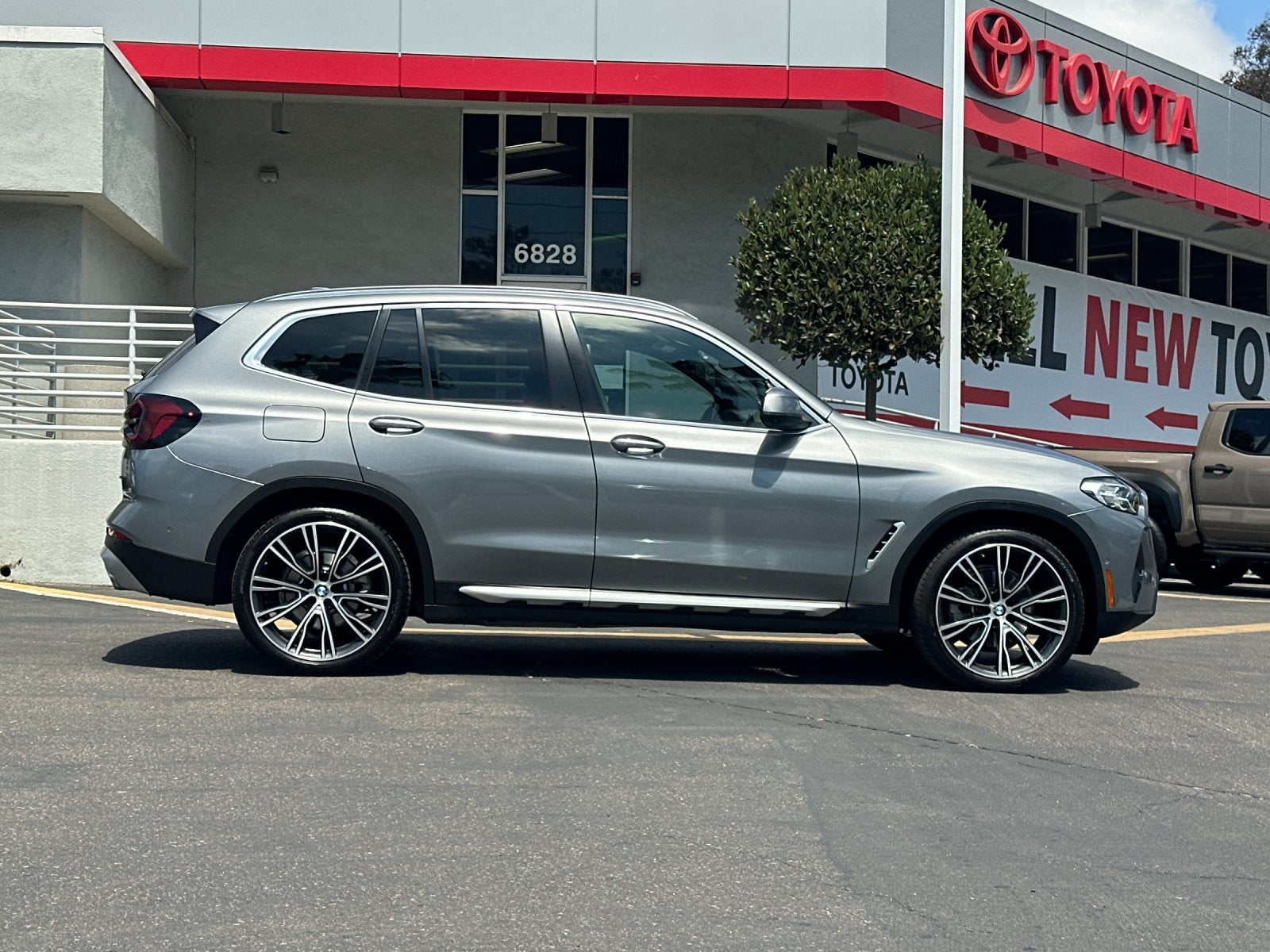 2023 BMW X3 sDrive30i