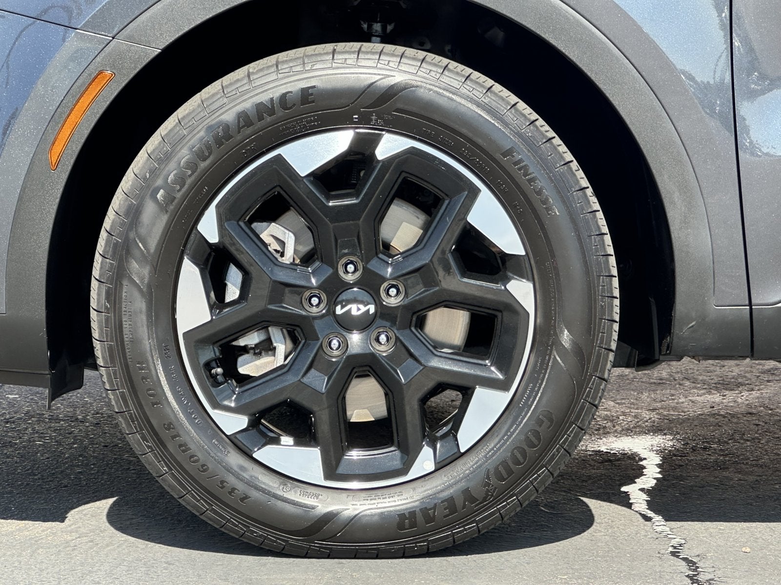 2024 Kia Sorento S