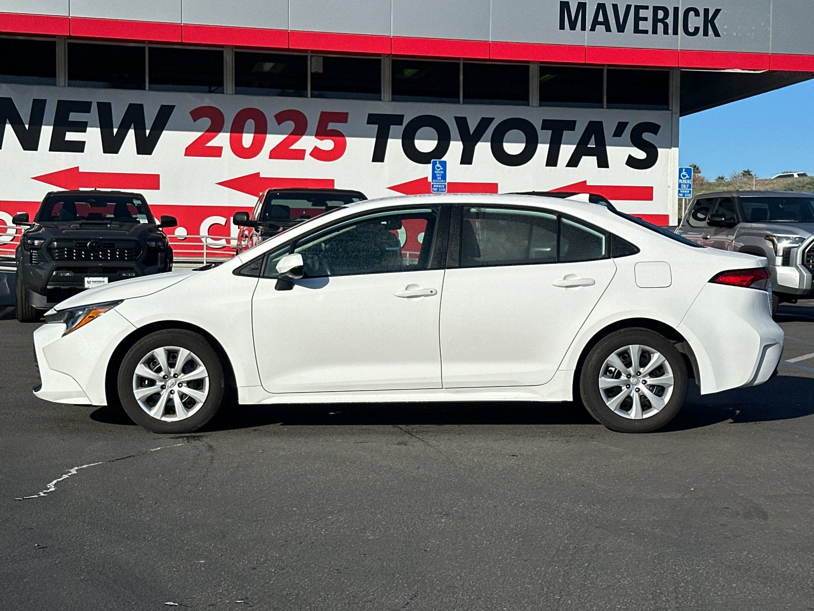 2025 Toyota Corolla LE