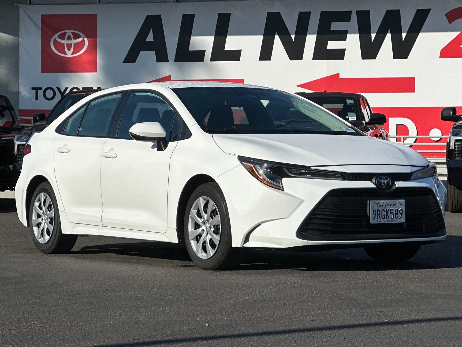 2025 Toyota Corolla LE