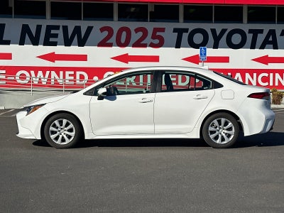 2025 Toyota Corolla LE