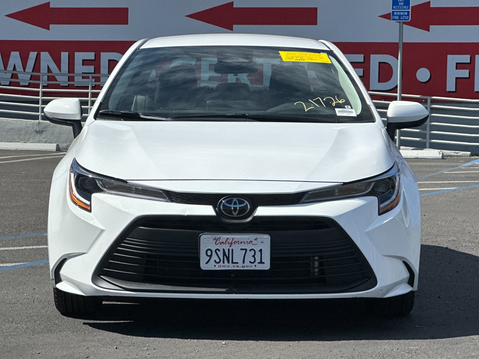 2025 Toyota Corolla LE