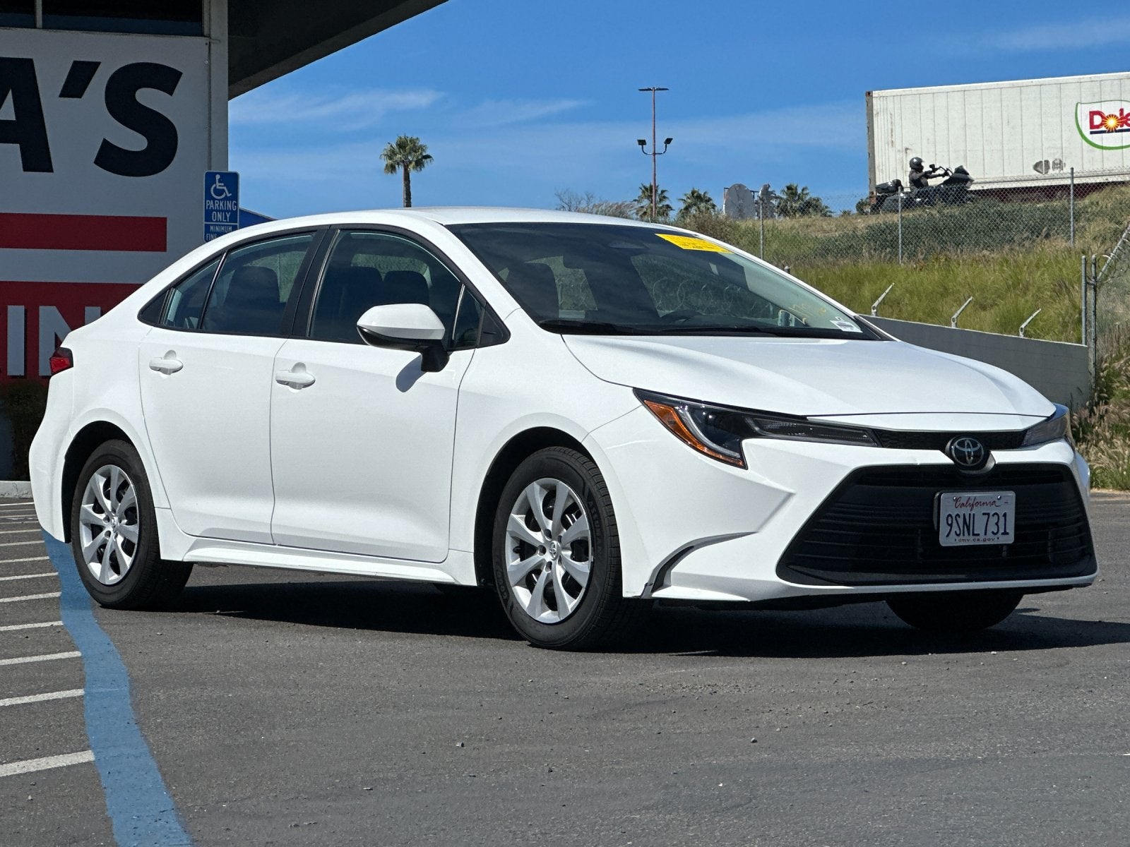 2025 Toyota Corolla LE