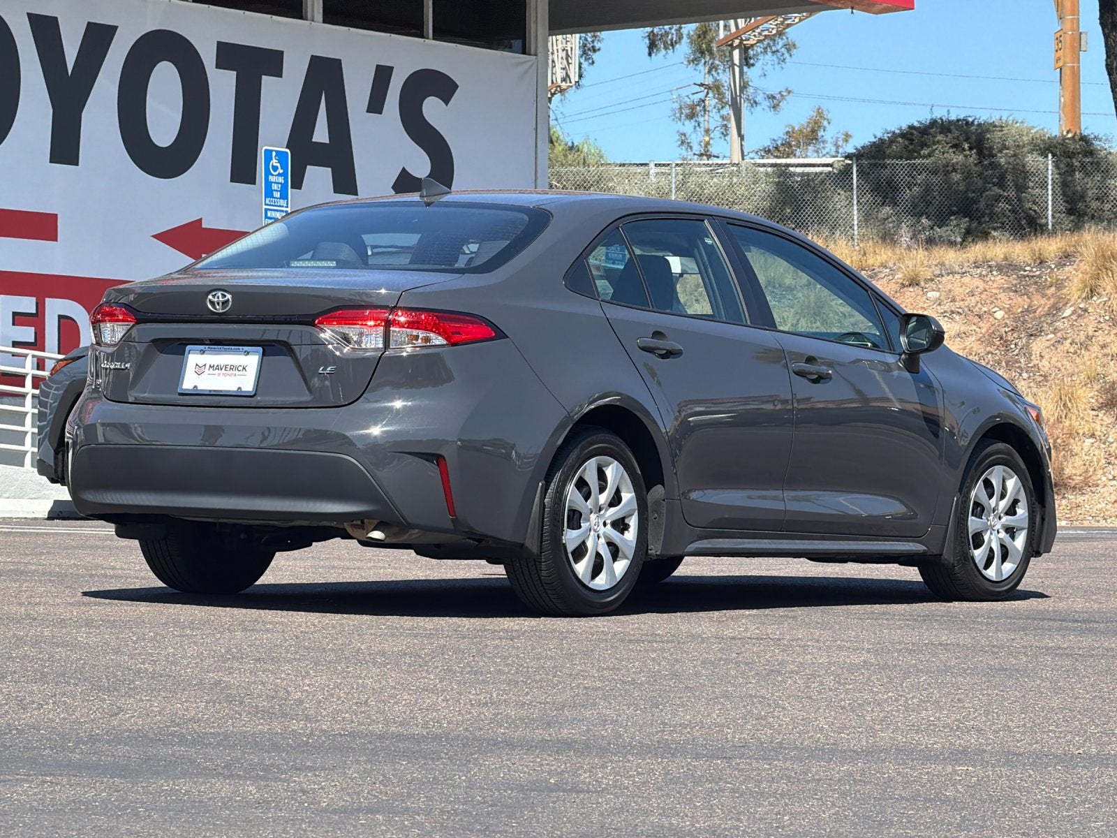 2025 Toyota Corolla LE