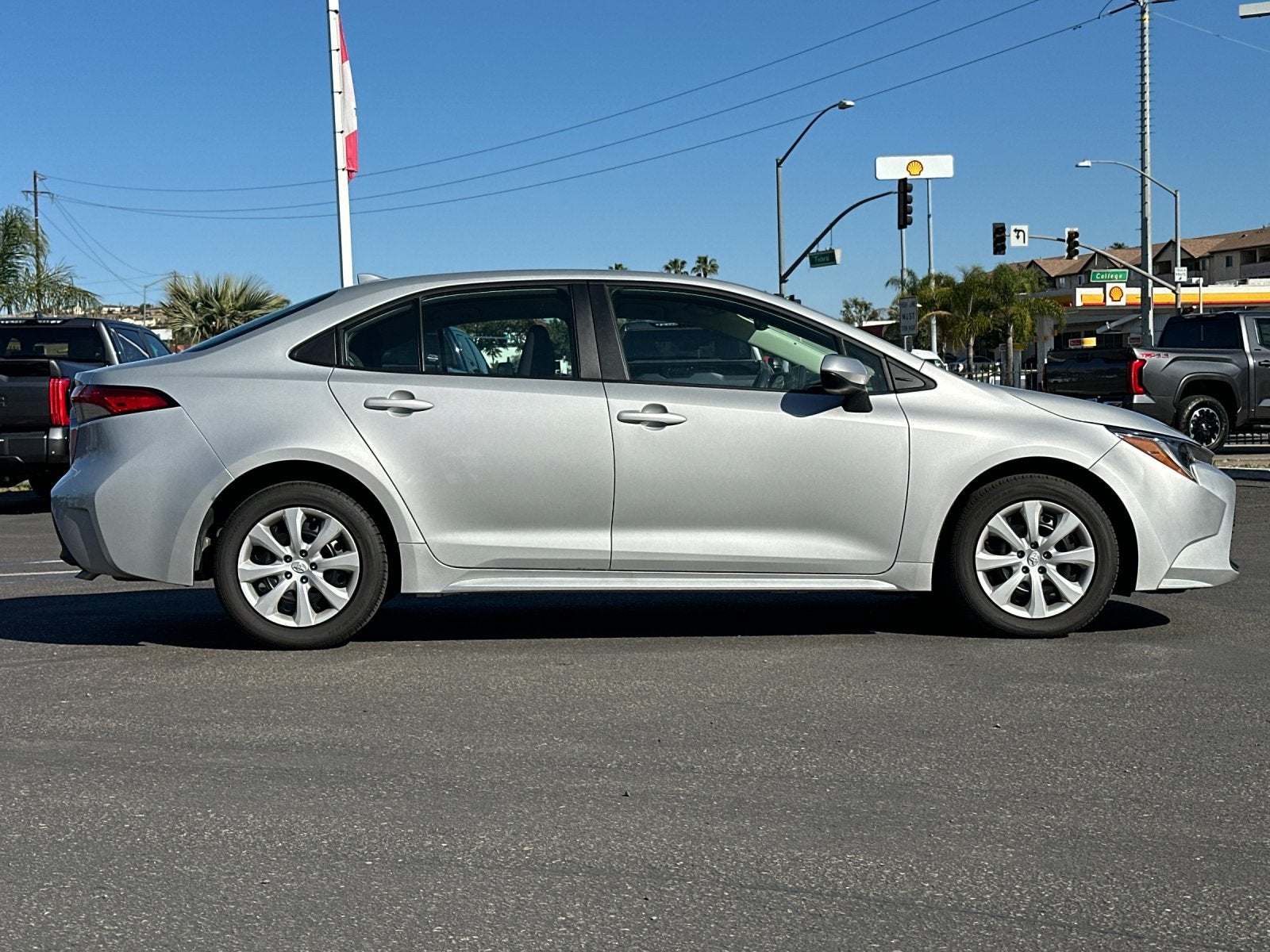 2024 Toyota Corolla LE