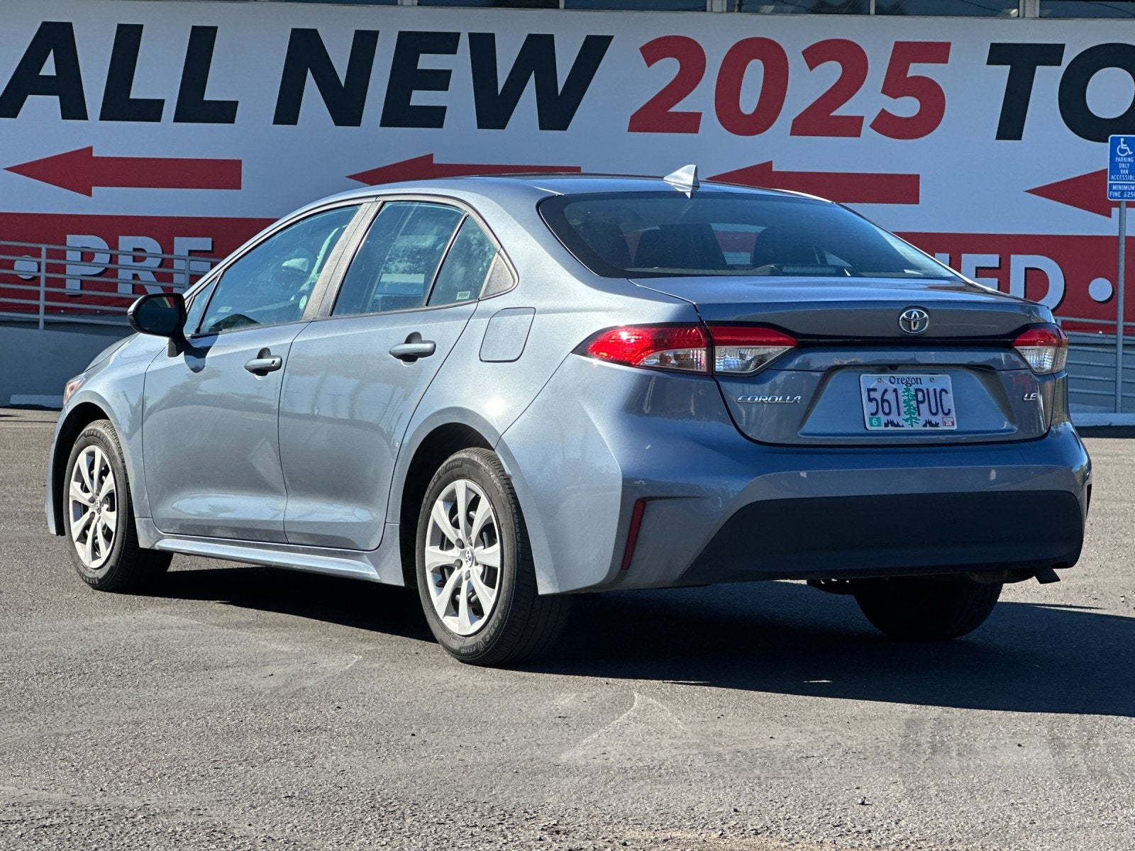2024 Toyota Corolla LE