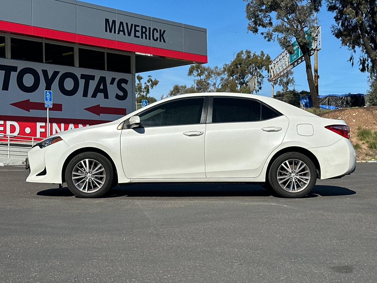 2018 Toyota Corolla LE