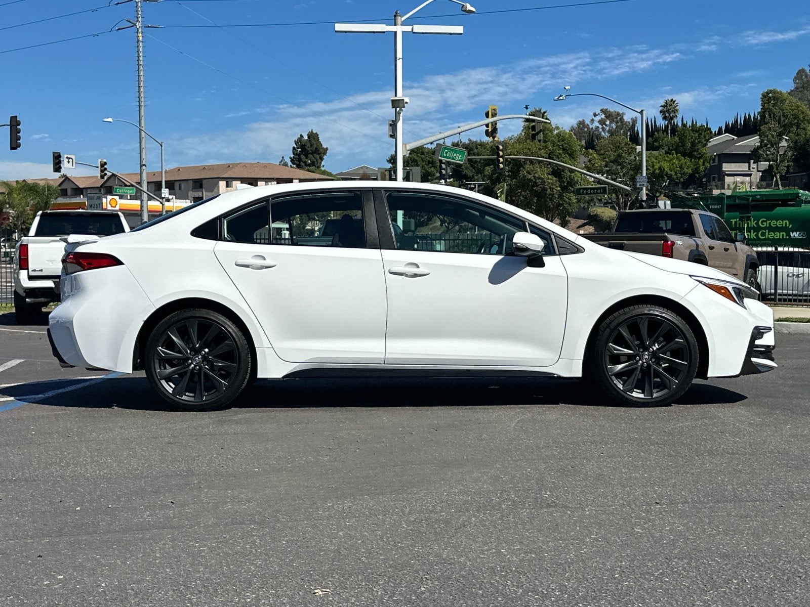 2025 Toyota Corolla SE