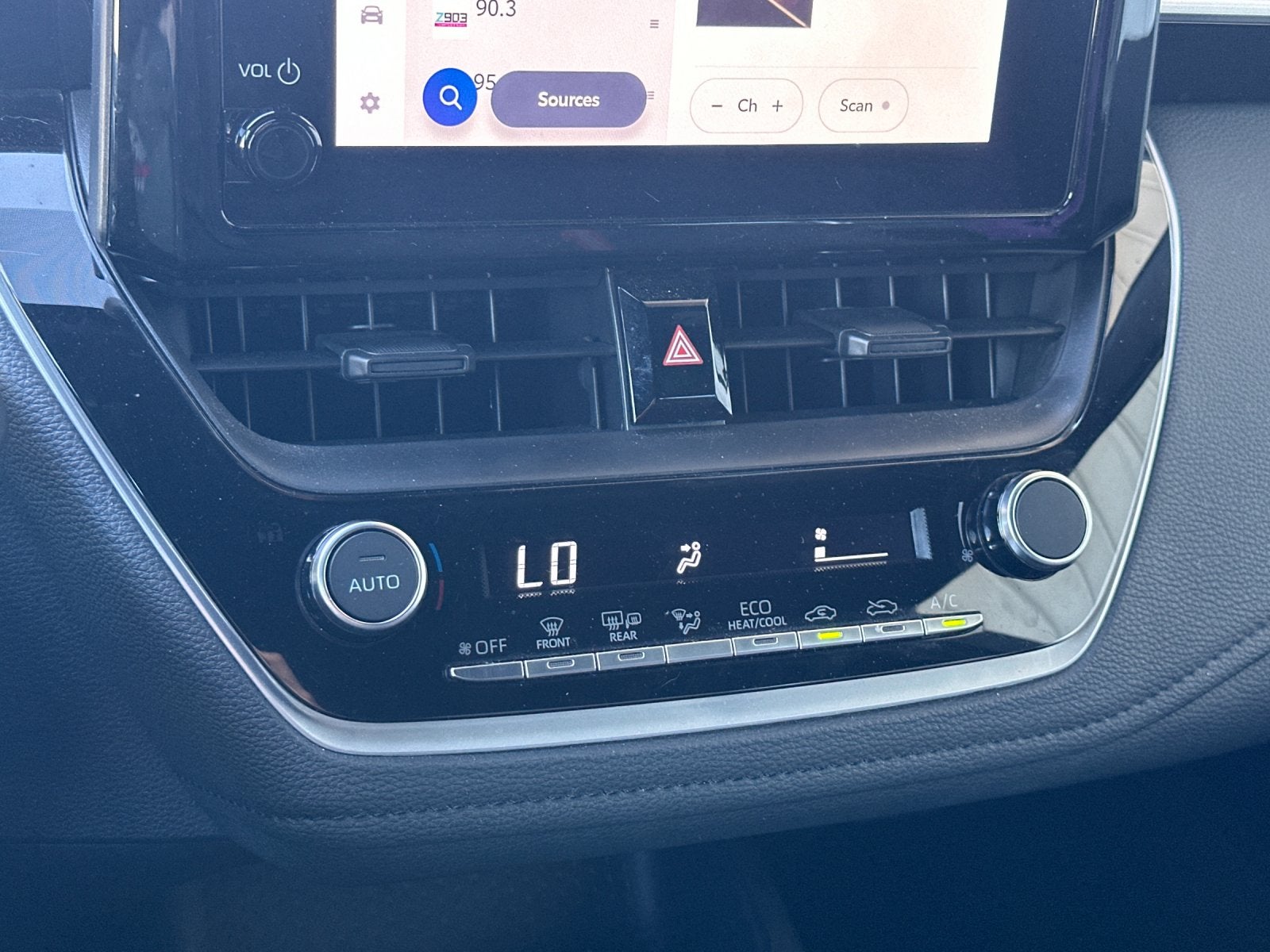 2025 Toyota Corolla SE