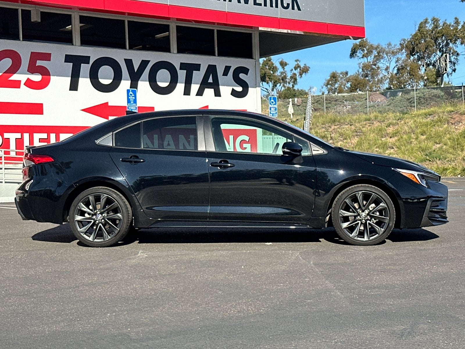 2025 Toyota Corolla SE