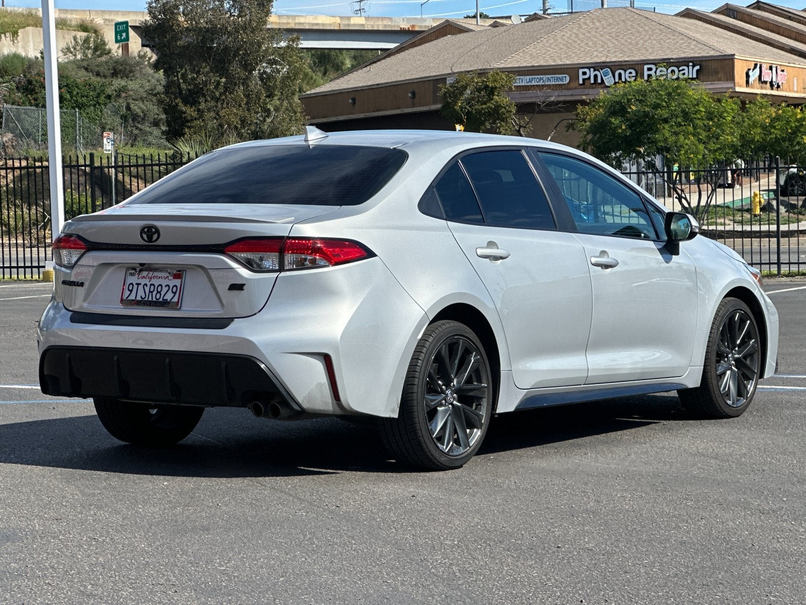 2025 Toyota Corolla SE