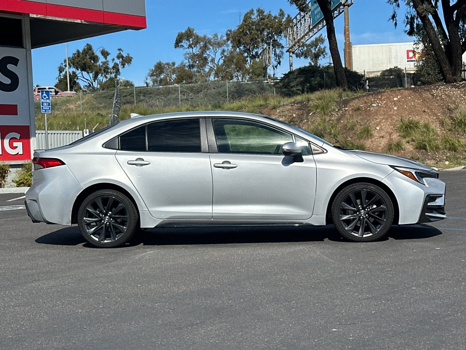 2025 Toyota Corolla SE
