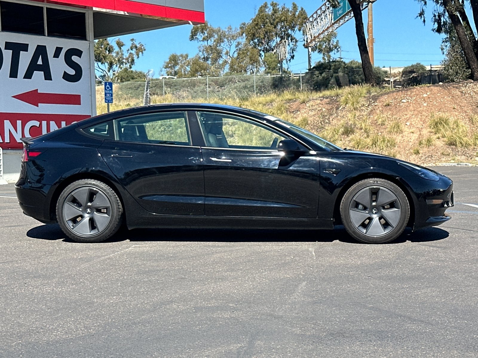 2023 Tesla Model 3 Base