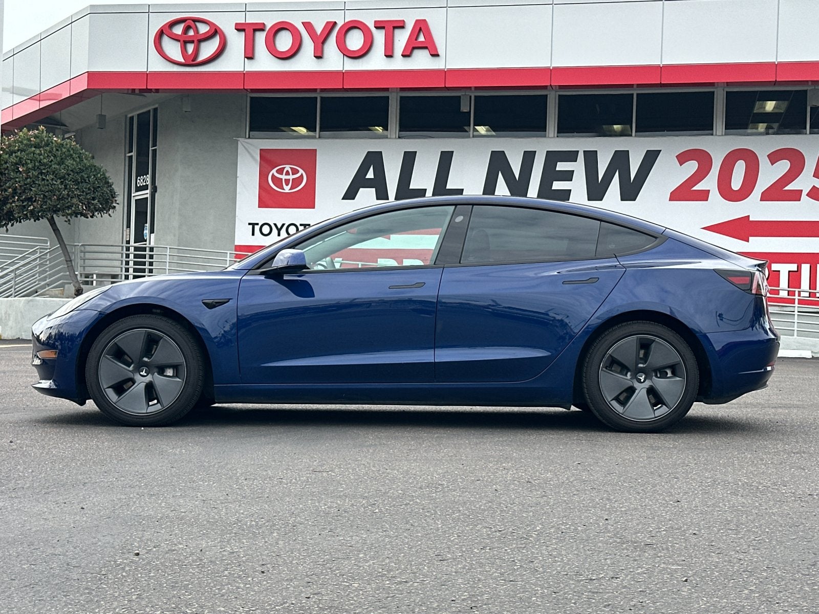 2022 Tesla Model 3 Long Range