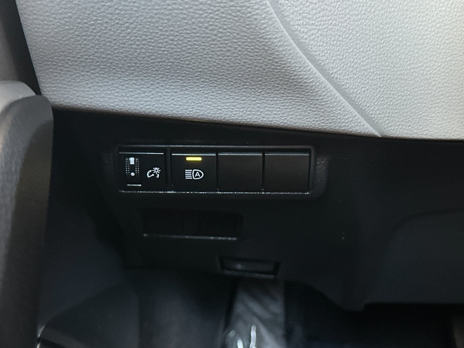 2025 Toyota Corolla Cross L