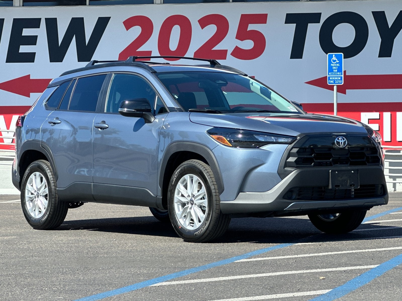 2026 Toyota Corolla Cross LE