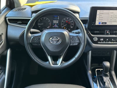 2025 Toyota Corolla Cross LE