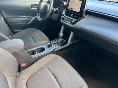 2025 Toyota Corolla Cross LE