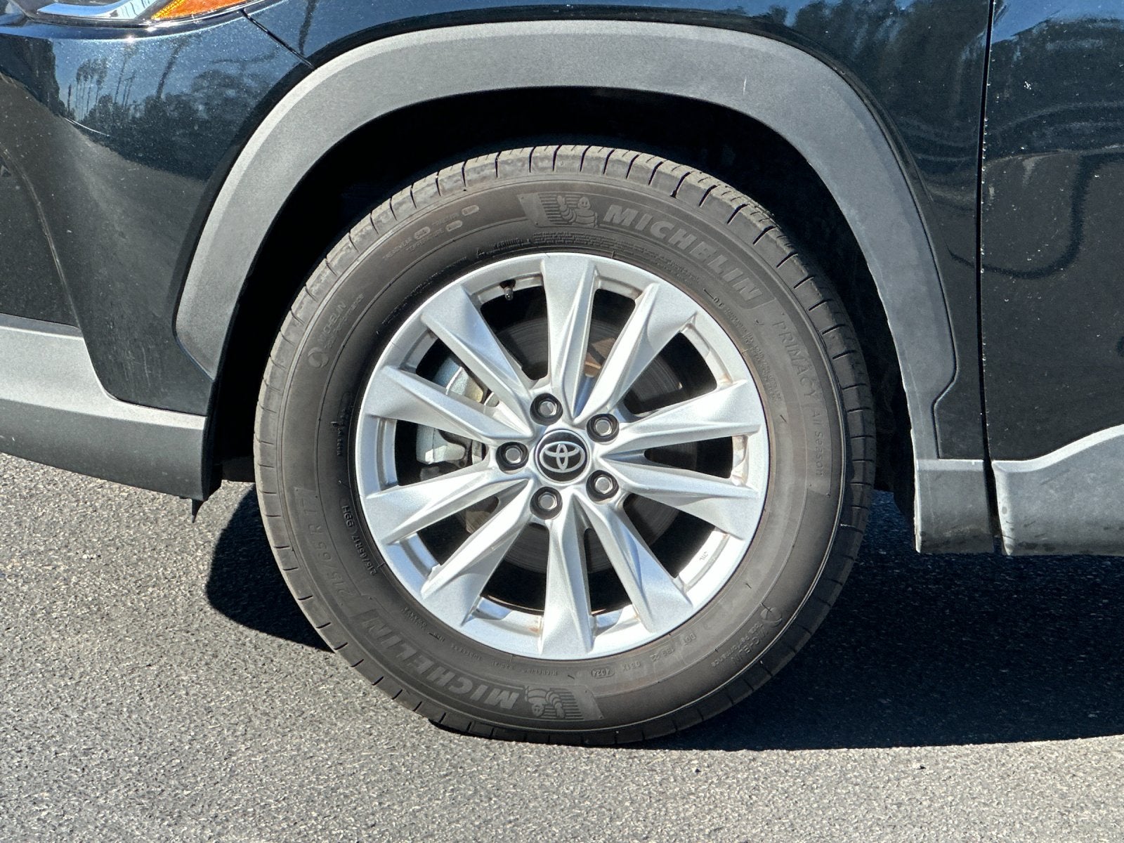 2025 Toyota Corolla Cross LE